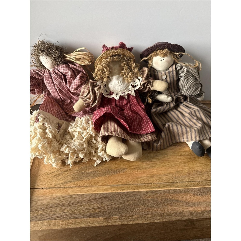 Primitive Dolls Set Of  3 Cloth Handmade Dolls Decor